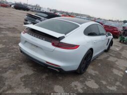 
										2018 Porsche Panamera full									