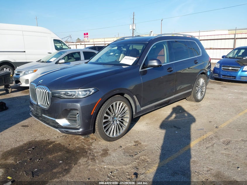 2019 BMW X7
