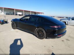 
										2018 Porsche Panamera full									