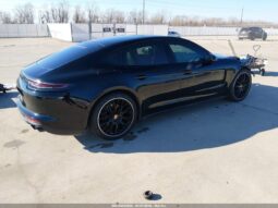 
										2018 Porsche Panamera full									