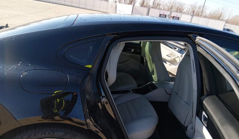 
								2018 Porsche Panamera full									