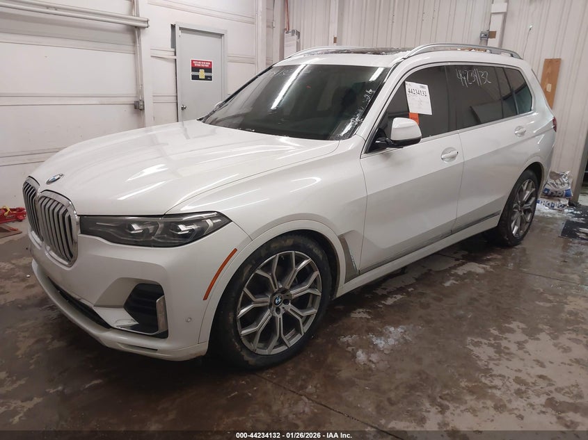 2021 BMW X7