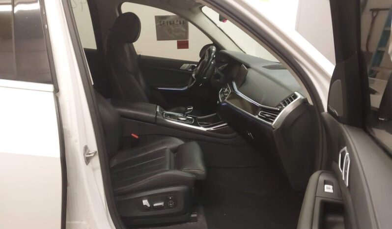 
								2021 BMW X7 full									