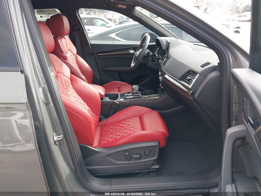 2023 Audi Sq5