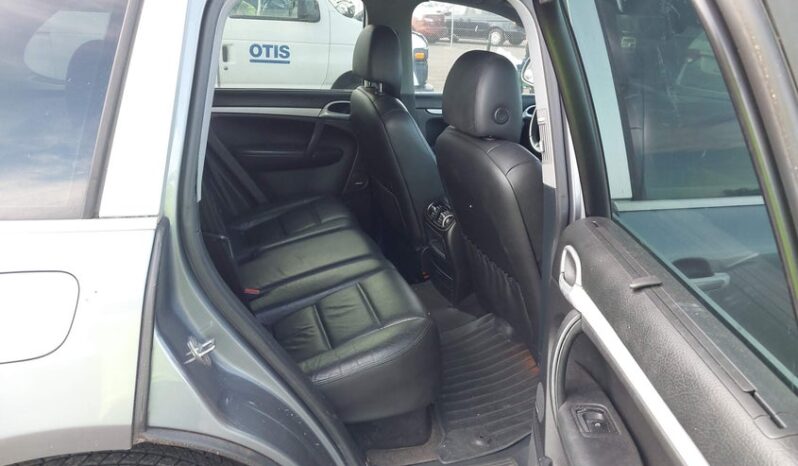 
								2005 Porsche Cayenne full									