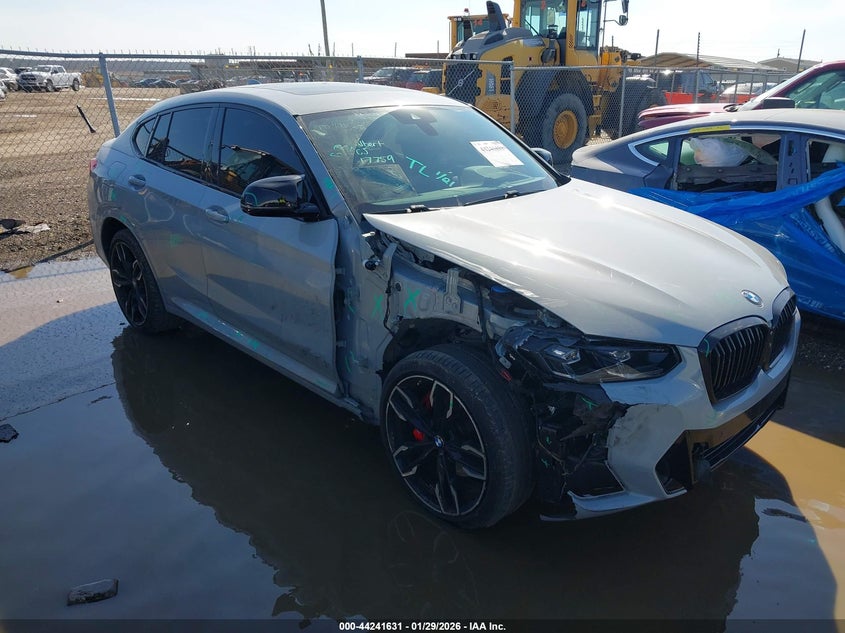 2023 BMW X4