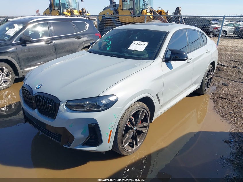 2023 BMW X4