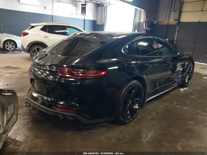 2020 Porsche Panamera