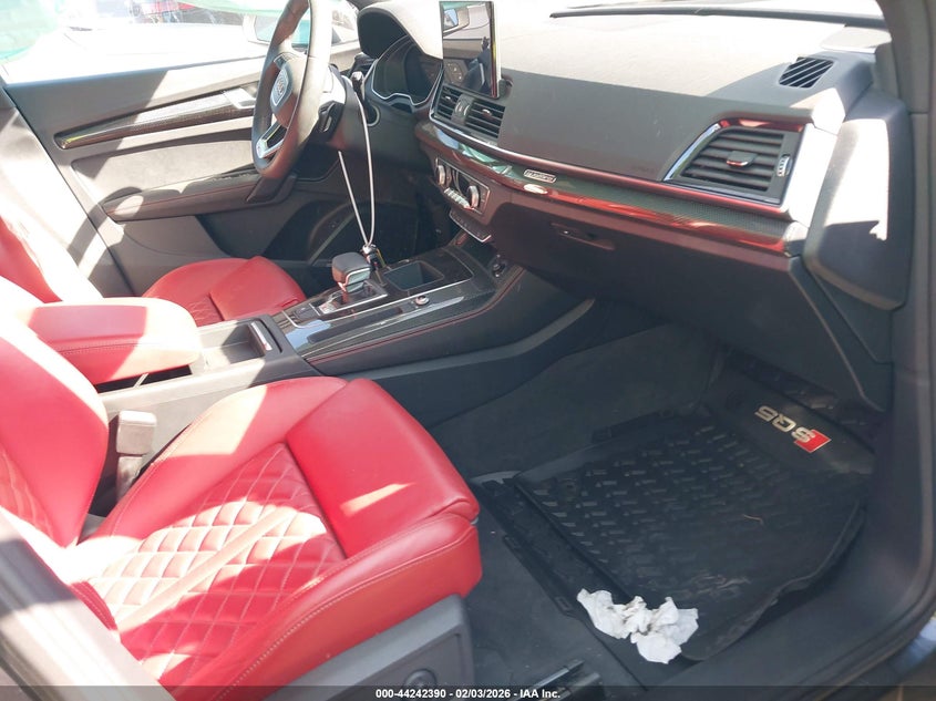2022 Audi Sq5