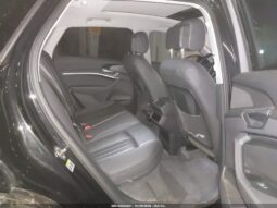 
										2023 Audi E-tron full									