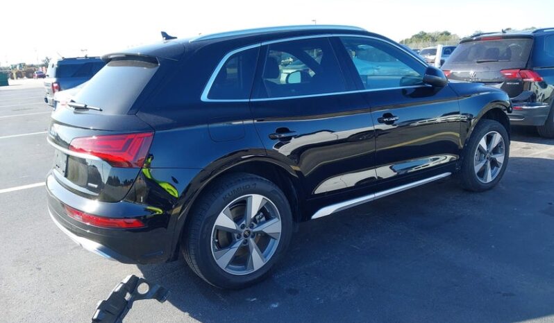 
								2023 Audi Q5 full									