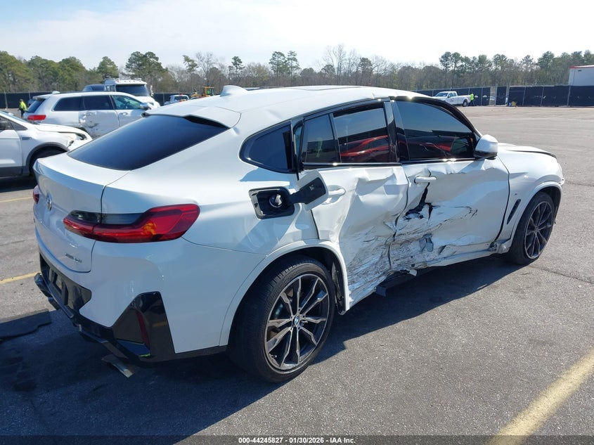 2023 BMW X4