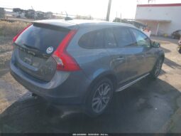 
										2017 Volvo V60 cross country full									