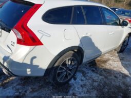 
										2018 Volvo V60 cross country full									