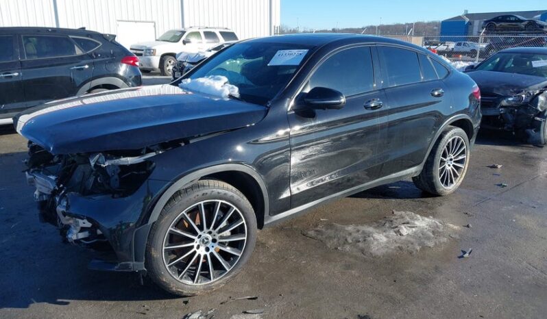 
								2020 Mercedes-benz Glc coupe full									