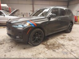 
										2021 BMW X7 full									