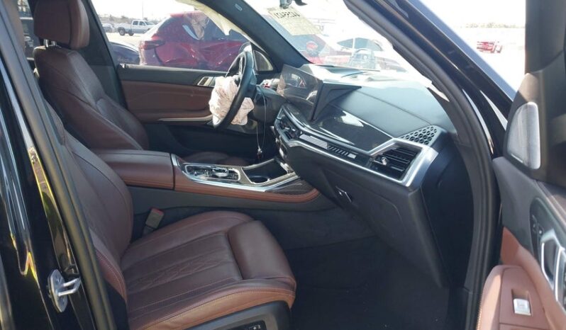 
								2025 BMW X7 full									