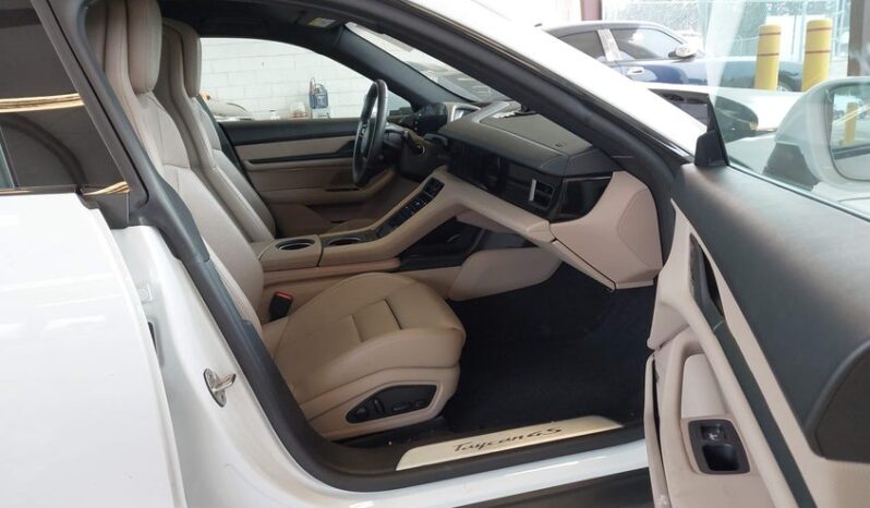 
								2021 Porsche Taycan full									