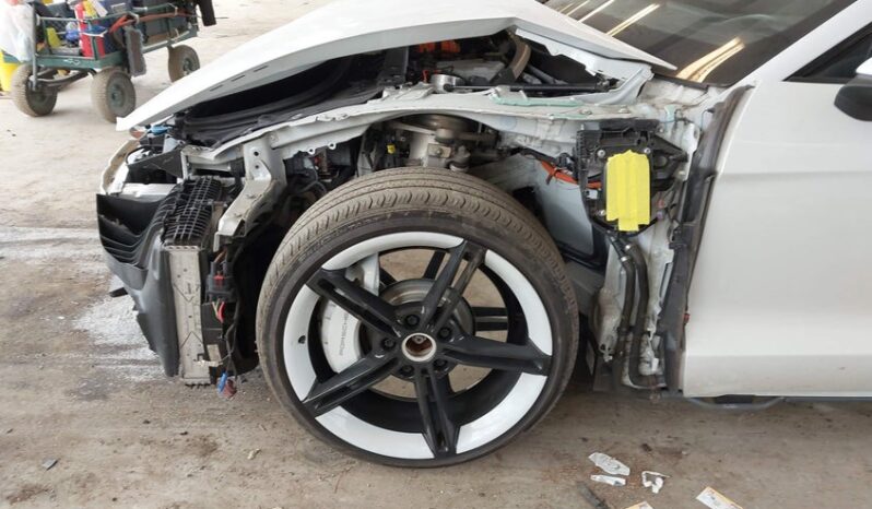 
								2021 Porsche Taycan full									