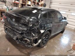 
										2022 BMW X4 full									