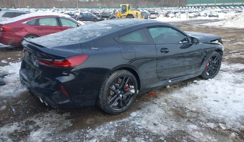 
								2025 BMW M8 full									