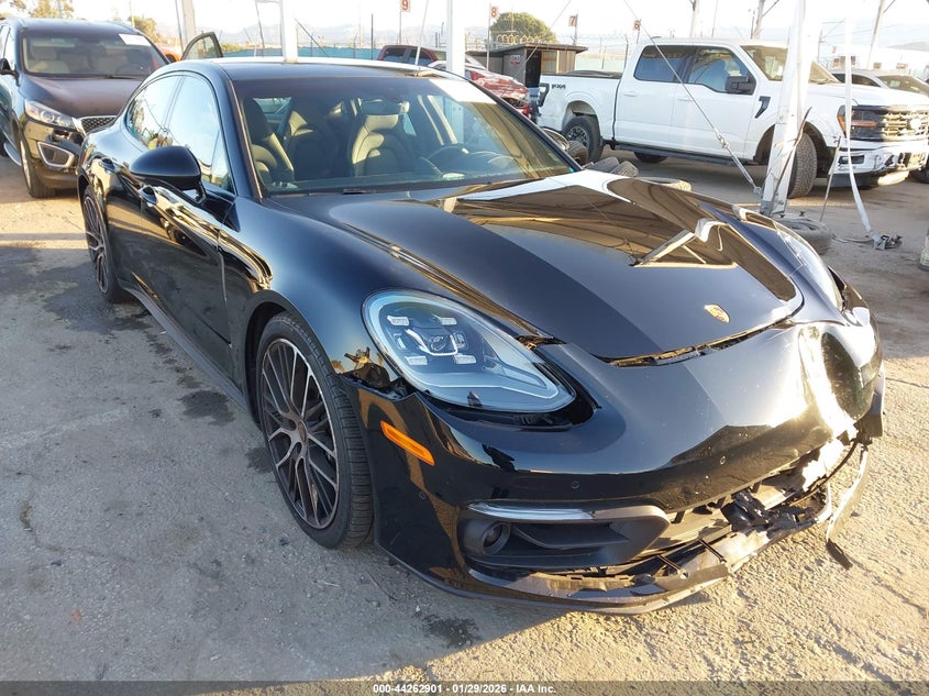 2023 Porsche Panamera
