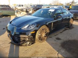 
										2023 Porsche Panamera full									