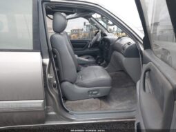 
										2002 Toyota Land cruiser full									