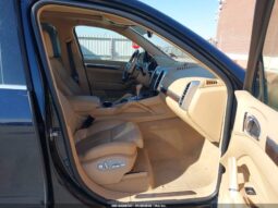 
										2016 Porsche Cayenne full									
