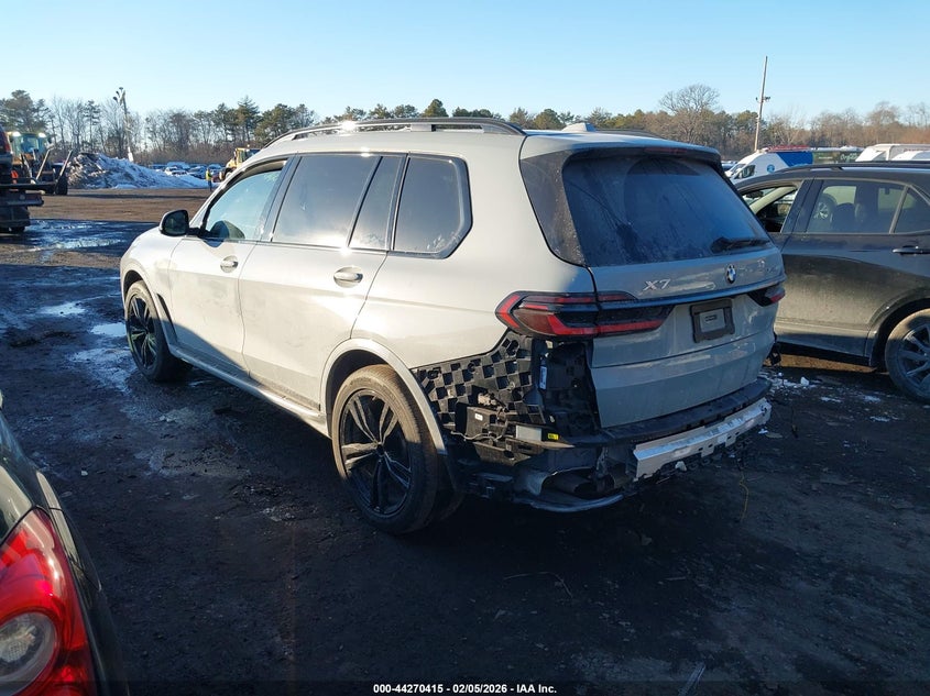 2024 BMW X7