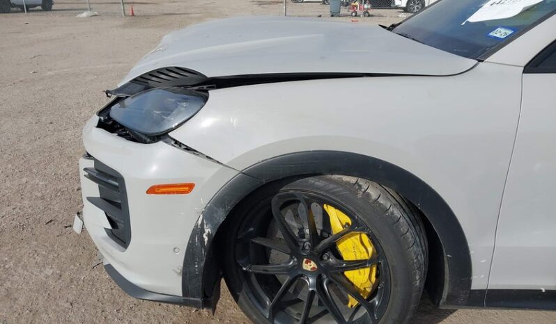 
								2024 Porsche Cayenne full									