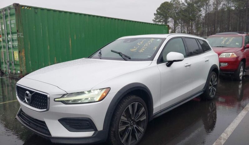 
								2020 Volvo V60 cross country full									