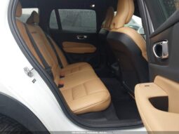 
										2020 Volvo V60 cross country full									