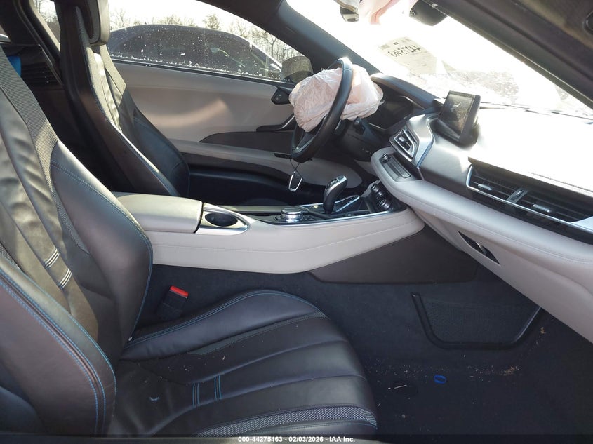 2016 BMW I8