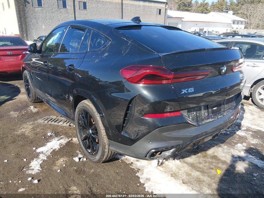 2022 BMW X6