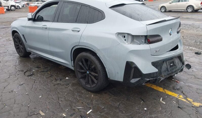 
								2022 BMW X4 full									