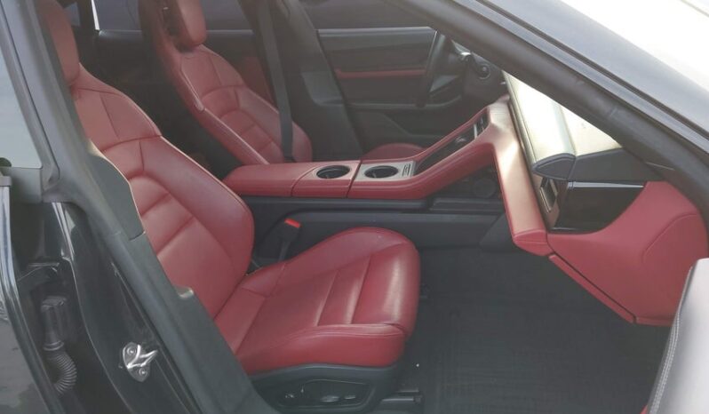 
								2021 Porsche Taycan full									