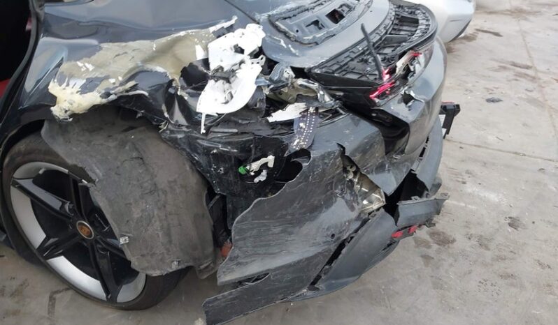 
								2021 Porsche Taycan full									