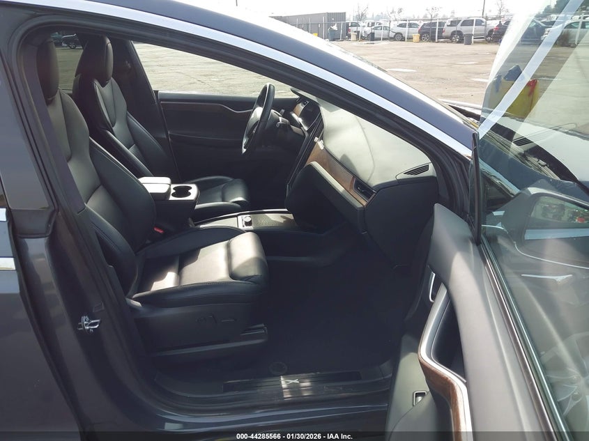 2021 Tesla Model x