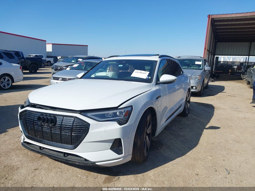 2022 Audi E-tron