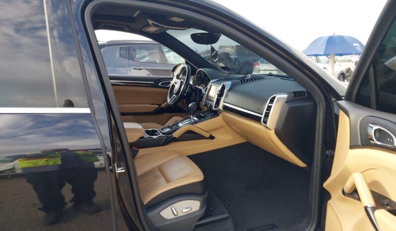 
								2016 Porsche Cayenne full									