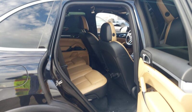 
								2016 Porsche Cayenne full									