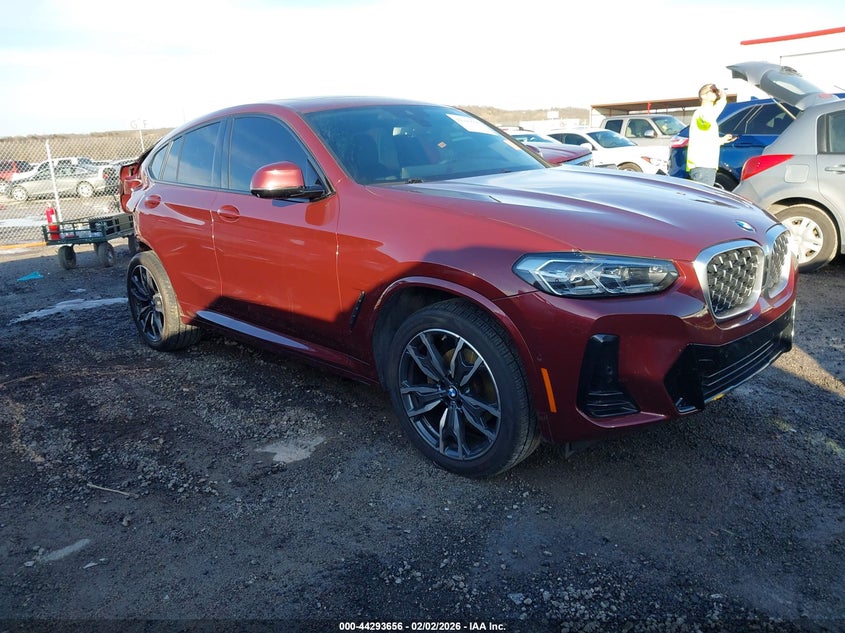 2023 BMW X4