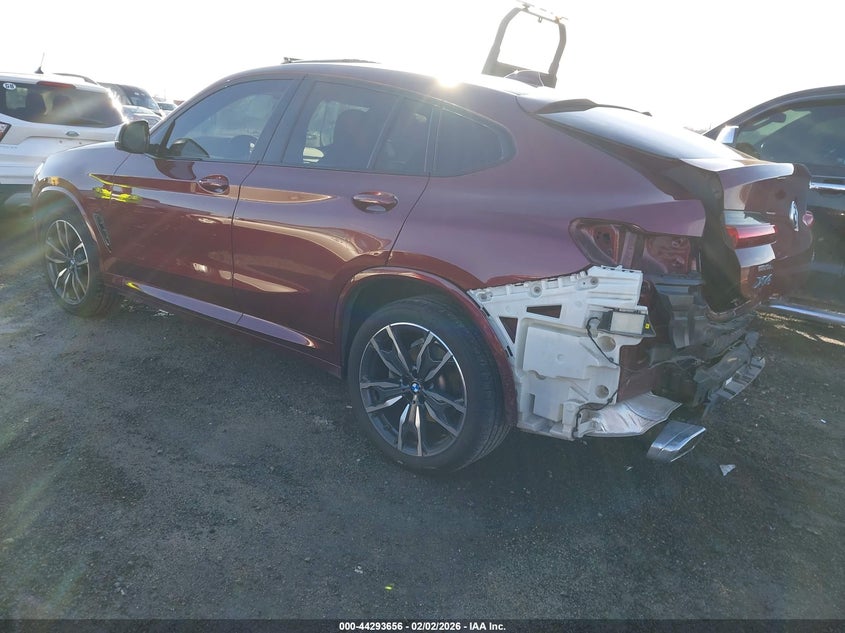 2023 BMW X4