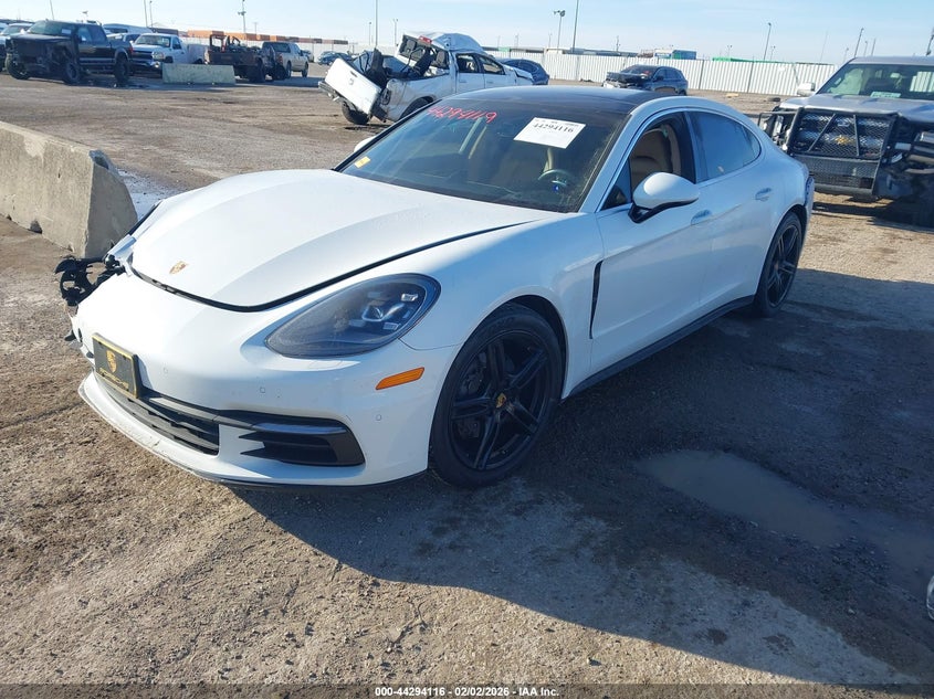 2018 Porsche Panamera
