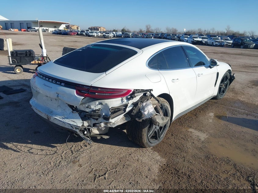 2018 Porsche Panamera