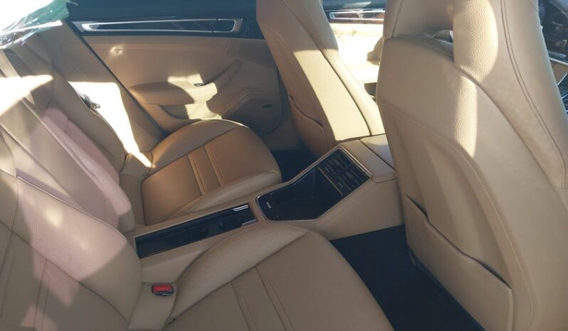 
								2018 Porsche Panamera full									