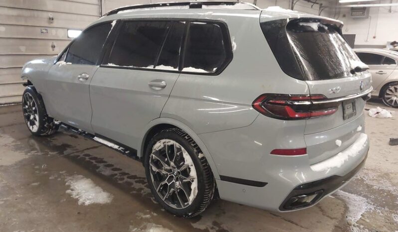 
								2023 BMW X7 full									