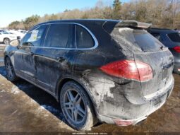 
										2013 Porsche Cayenne full									