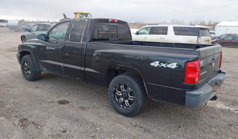 
								2006 Dodge Dakota full									